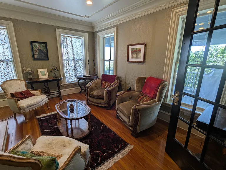 14 Highland Ave — Photo 2