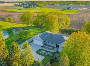 31293 Dahomey Ave, Northfield, MN 55057
