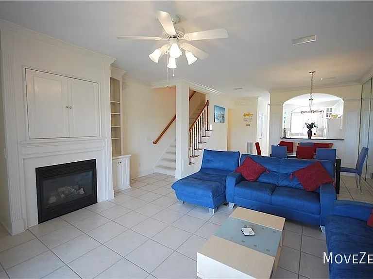 111 Spencer Farlow Dr — Photo 35