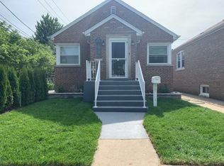 11115 S Artesian Ave, Chicago, IL 60655