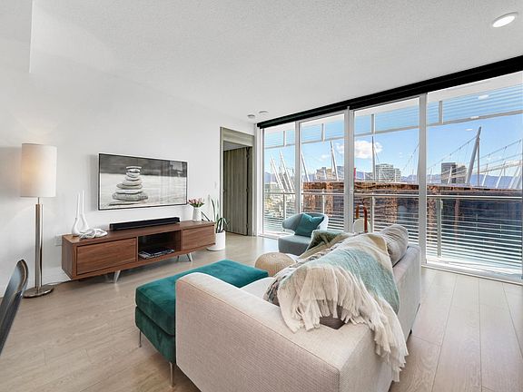3rd image of 89 Nelson St #2006