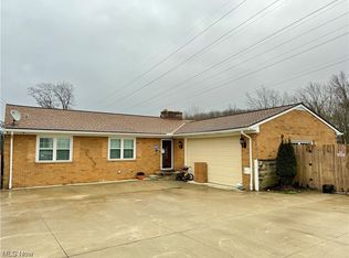 7845 Ridge Rd, Parma, OH 44129