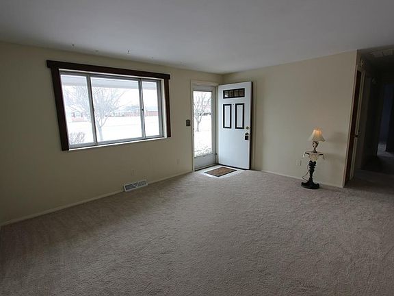 3rd image of 721 Pool Ave