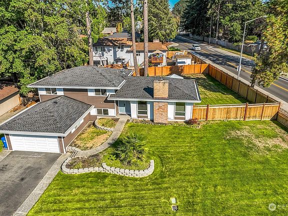 2nd image of 7909 89th Avenue SW