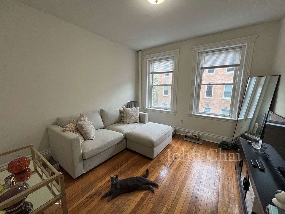 1st image of 116 Warren St APT 6