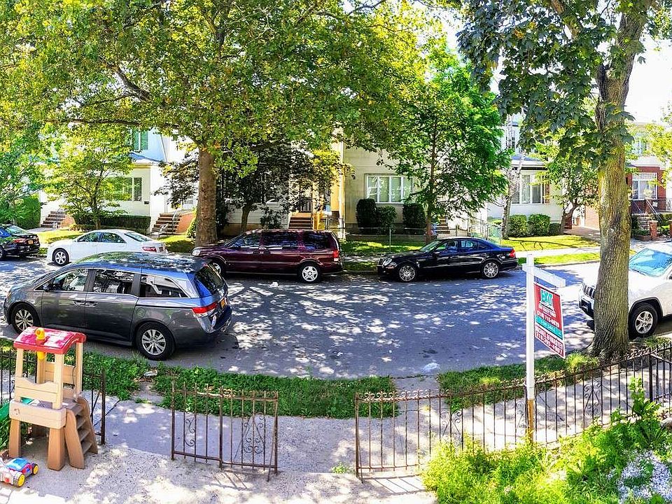 2nd image of 1751 E 7th St