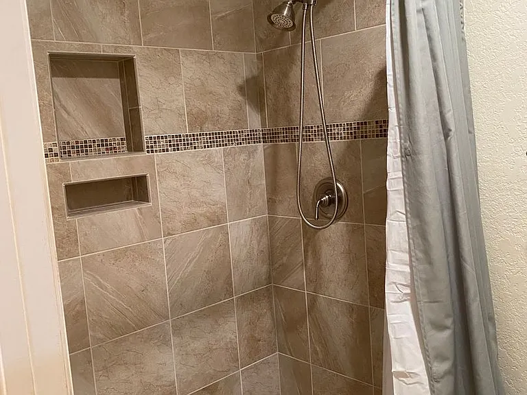 7712 Grover Ave — Photo 13