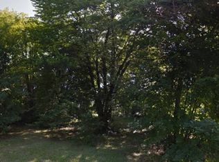 Oneida Street, Stow, OH 44224