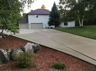 7749 158th Ave NE, Spicer, MN 56288