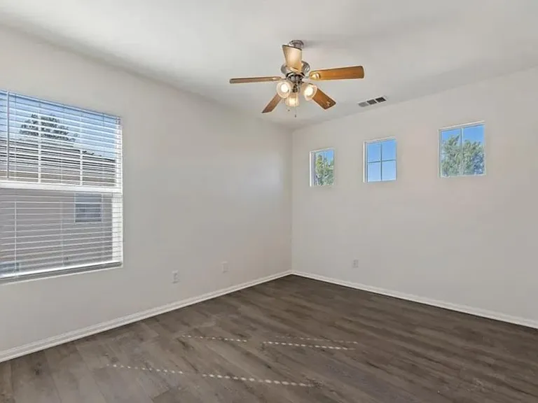 3147 Red Cedar Trl — Photo 4