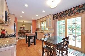 4th image of 36W916 Hawthorn Dr
