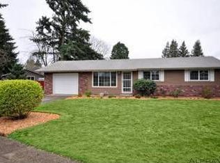 3457 Sunset Dr, Hubbard, OR 97032