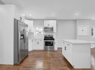 339 Warwick St #2F, Brooklyn, NY 11207
