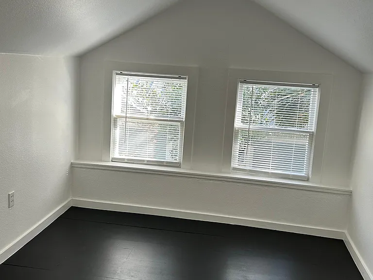 407 Magnolia St #2 — Photo 4