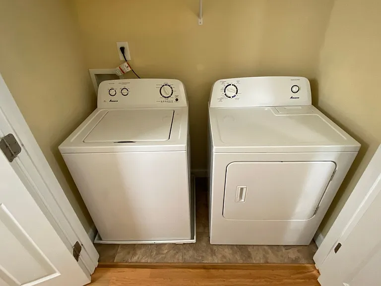 3925 Lexington Dr — Photo 23