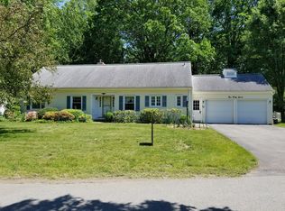 147 Nob Hl, Rochester, NY 14617