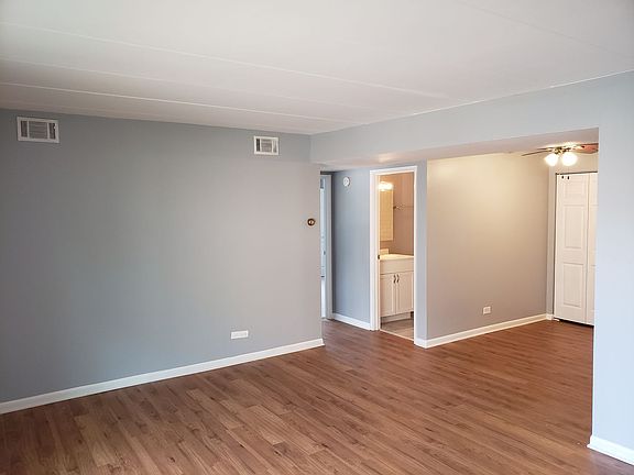 2nd image of 17514 Sandalwood Dr APT 204