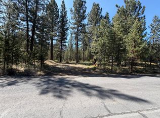 17019 Upland Rd, Bend, OR 97707
