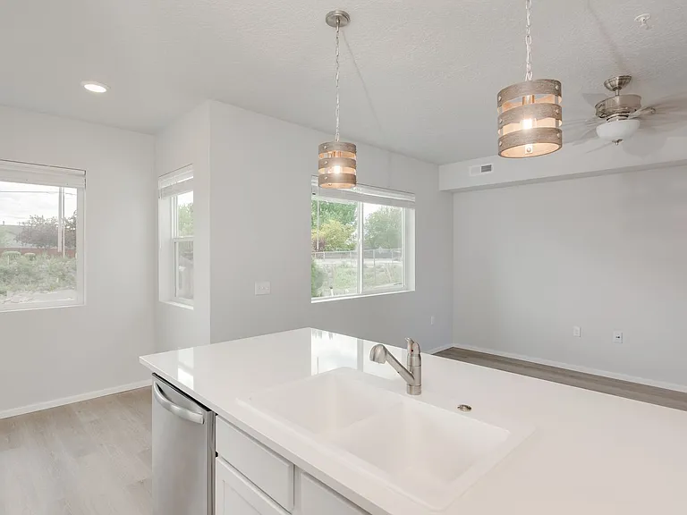 1019 Rigby Ln #101 — Photo 3