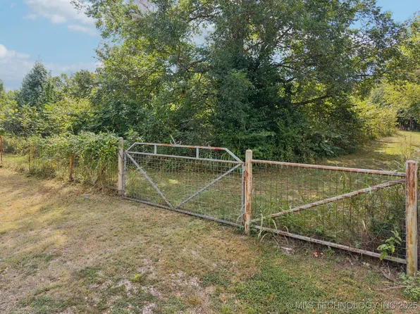 W 57th St, Sand Springs, OK 74063