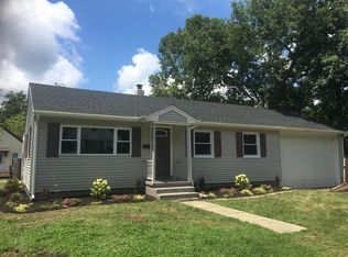 572 N 6th St, Vineland, NJ 08360