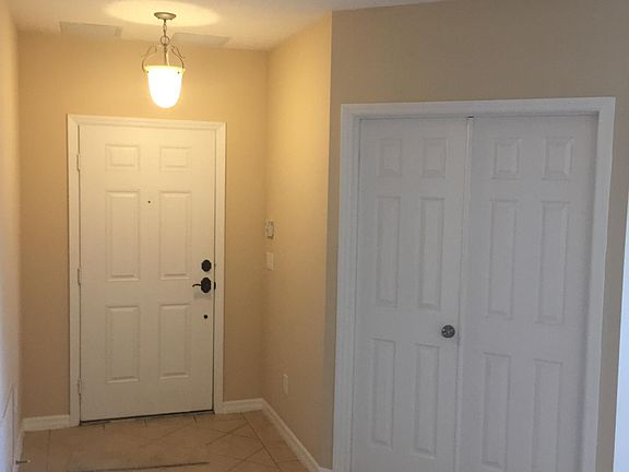2nd image of 9440 Myrtle Creek Ln APT 1001