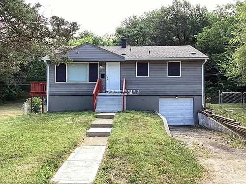 3473 E 54th St Photo 1