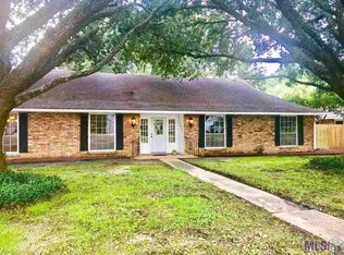 1077 Woodcliff Dr, Baton Rouge, LA 70815