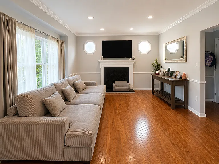 5 Stapleton Ct — Photo 4