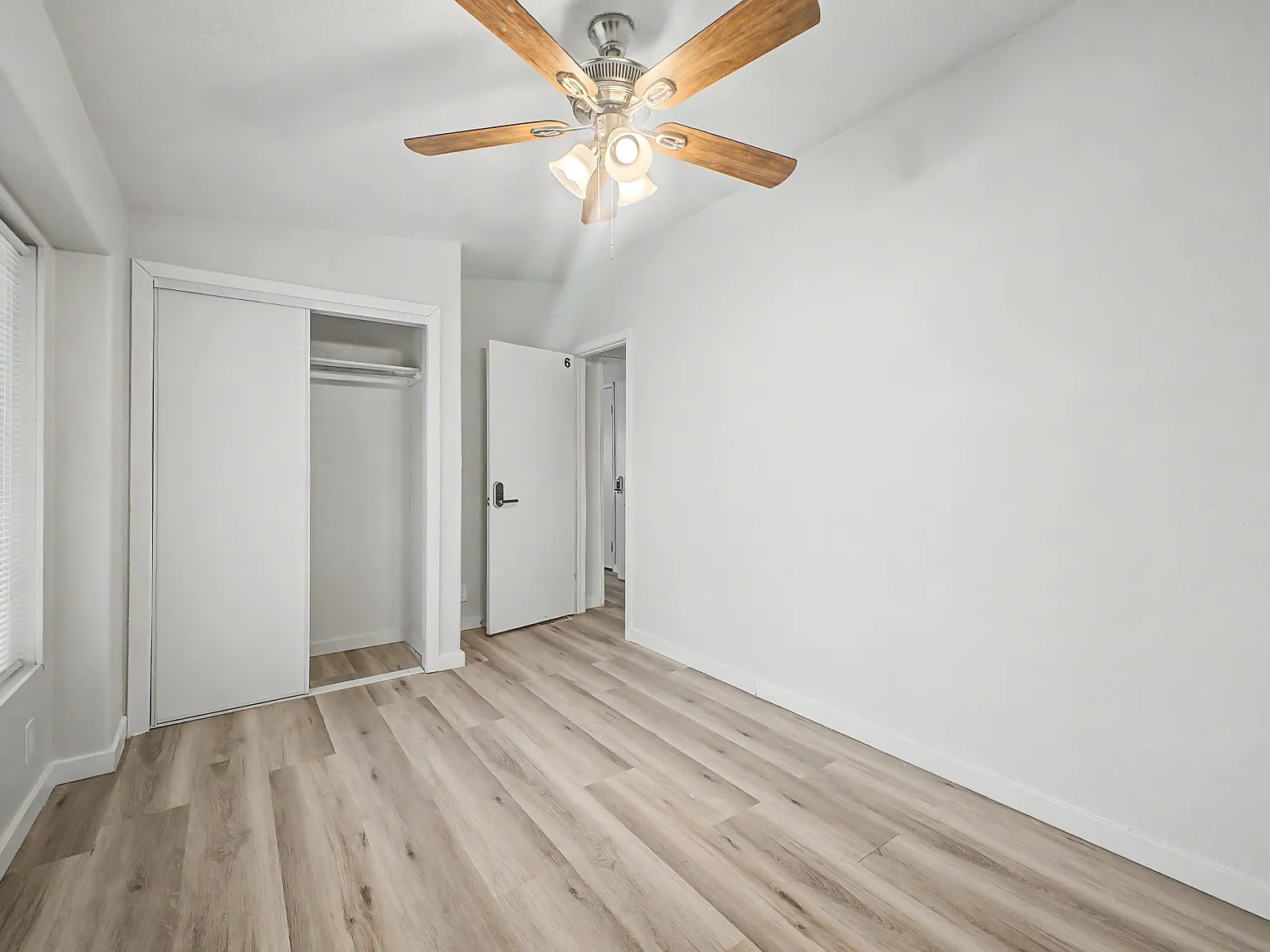 6 bed, 1666 sqft, $600 — Photo 1