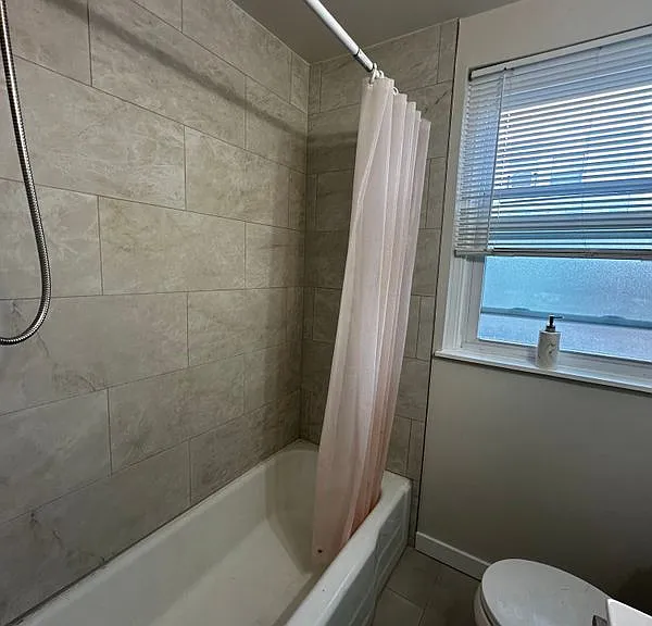1906 Arthur St #1F — Photo 4