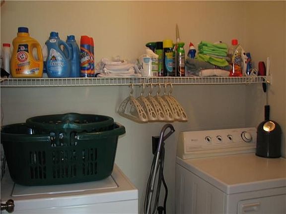 5th image of 819 Ellie Nat Dr #D
