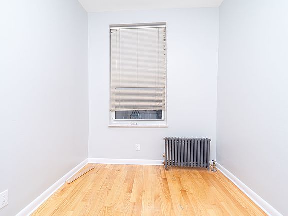 4th image of 23-69 27th St #2W