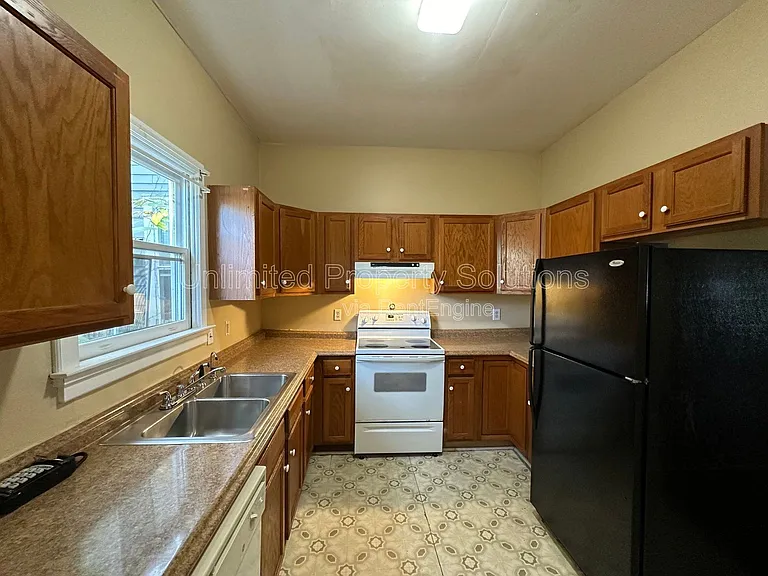 721 Chestnut St #A — Photo 12