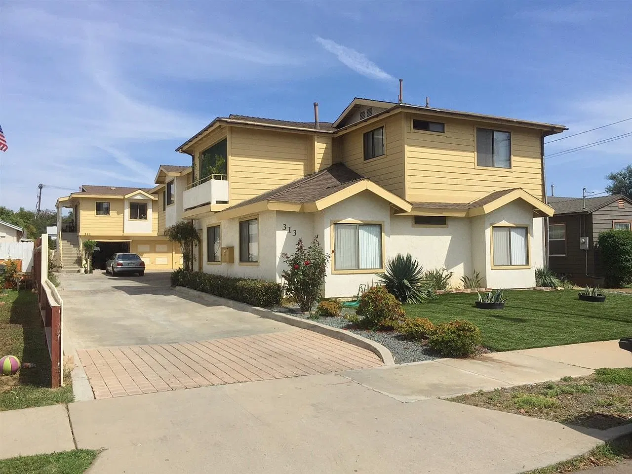 2 bed, 1150 sqft, $2,695 — Photo 1