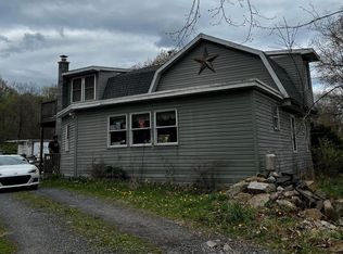 2420 Fishing Creek Valley Rd, Harrisburg, PA 17112