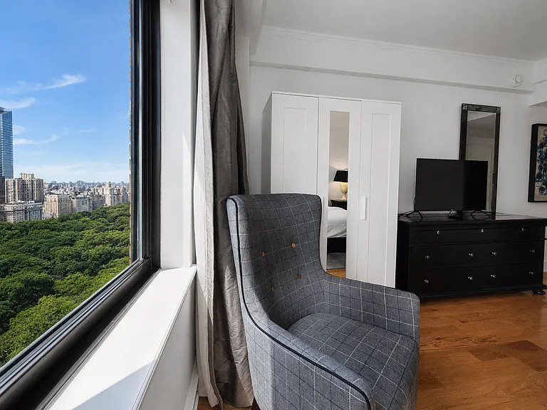 160 Central Park S #2907 — Photo 10