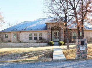107 Flat Foot Ln, Stephenville, TX 76401