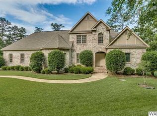 10445 Harbourtowne Dr, Northport, AL 35475