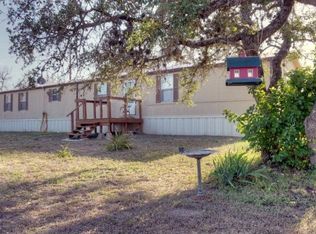 187 Oak Ridge Dr, Center Point, TX 78010