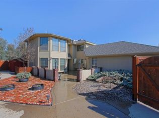 307 W Paul Ave, Clovis, CA 93612