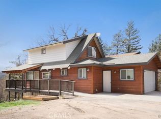 1105 N Grass Valley Rd, Lake Arrowhead, CA 92352