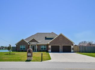 8913 Monticello Dr, Texas City, TX 77591