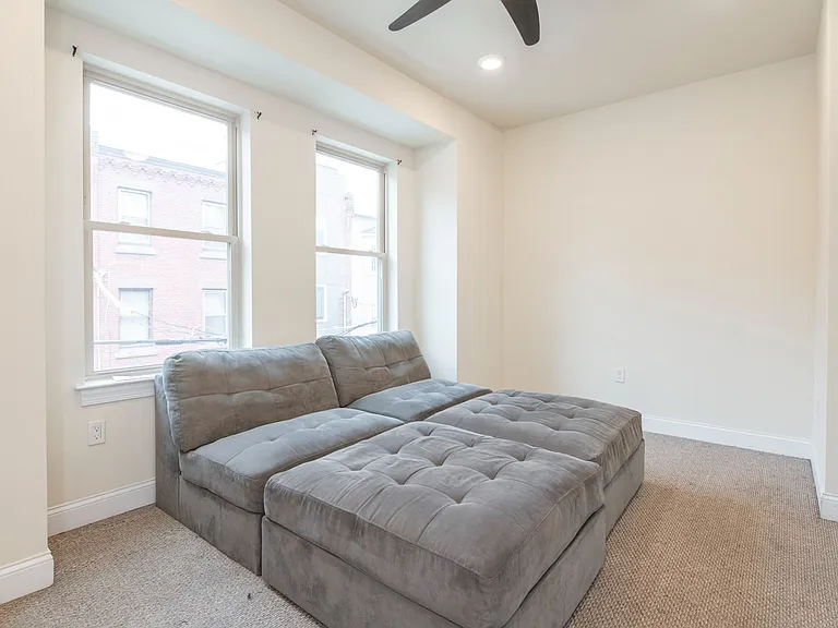 1825 N Bouvier St #B — Photo 16
