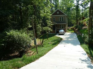 408 Broad St, Carrboro, NC 27510