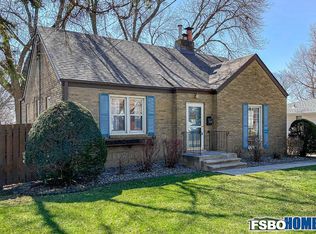 716 Leach Ave, Des Moines, IA 50315