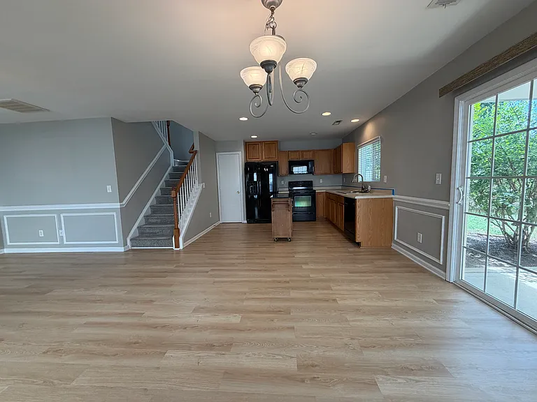 551 Tribune Dr — Photo 9