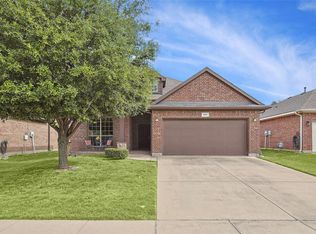 529 Branding Iron Trl, Fort Worth, TX 76131