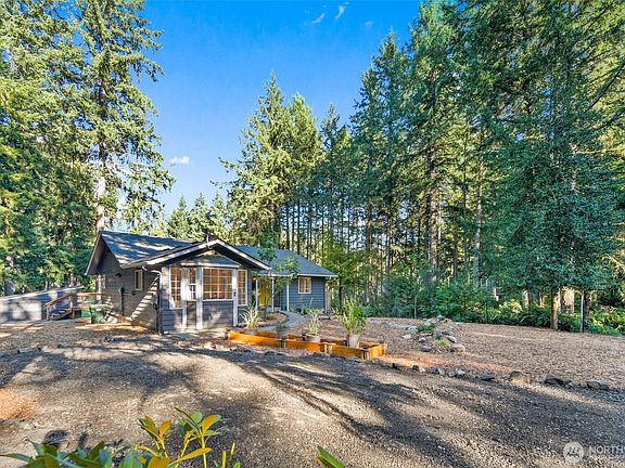 2nd image of 11107 Tahoma Drive