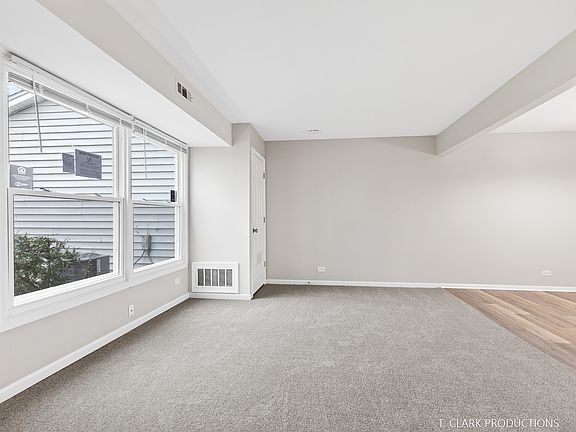 5th image of 1395 S Glen Cir APT A